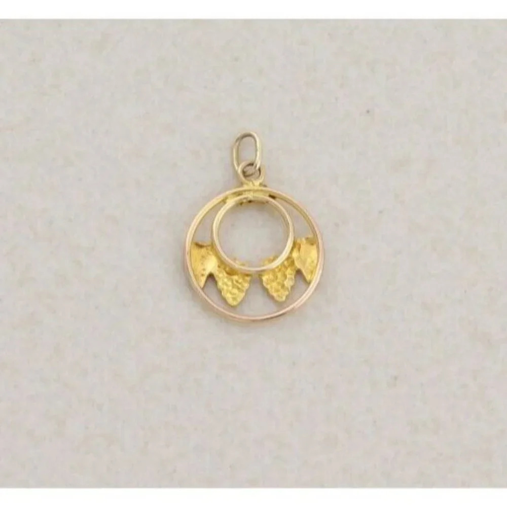 Pendant Only 10k Yellow Gold Black Hills Gold Pendant - Picture 3 of 5